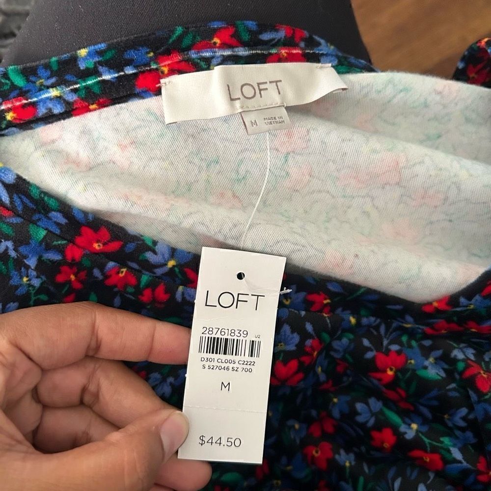 New Loft Blouse - Picture 3 of 4